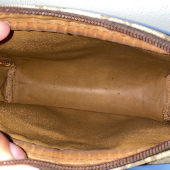 Vintage Gucci Crossbody - Picture 12 of 16